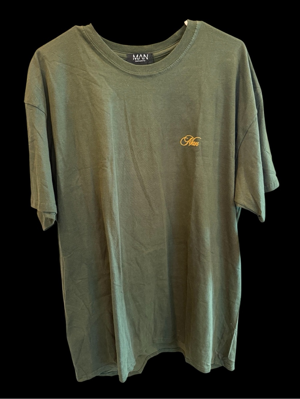 NWT Boohoo Olive Green Crew Neck T-Shirt with Small Gold Logo